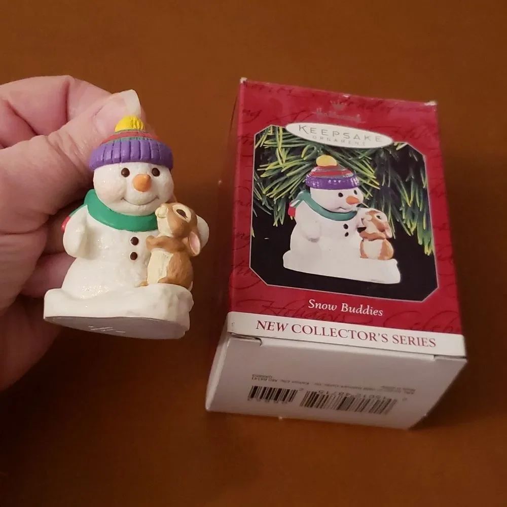 Vintage Hallmark Keepsake Ornament - 1st in Snow Buddies Series - Dated 1998